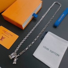 Louis Vuitton Necklaces